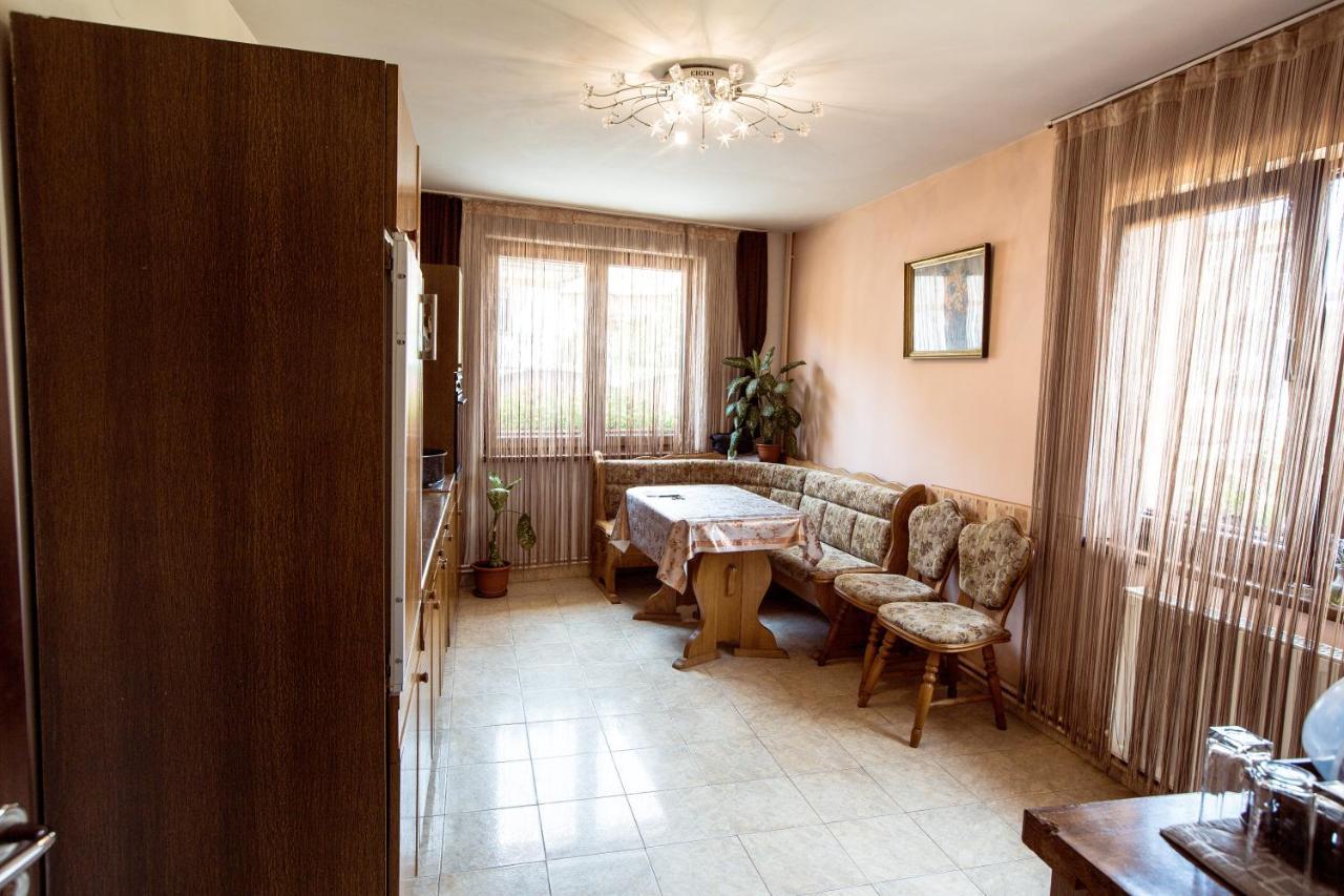 Pensiunea Beltina Rasinari Exterior photo
